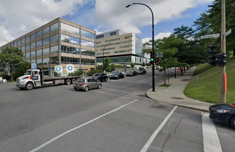 Chantier CSEM Chemin de la Côte-Sainte-Catherine & Avenue Decelles - Les projets de la CSEM (chantiers)